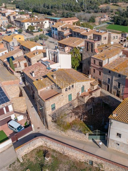 Foto 36413a48-7eb9-48ce-9df6-44f51e52696d. Casa a n/a a Garrigoles