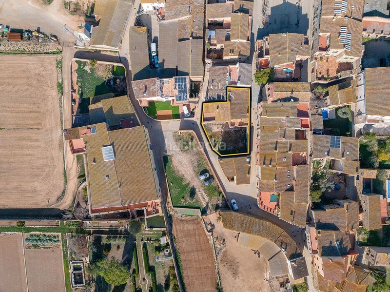 Foto 412fc413-73ac-44c9-b197-182b69e0d755. Casa a n/a a Garrigoles
