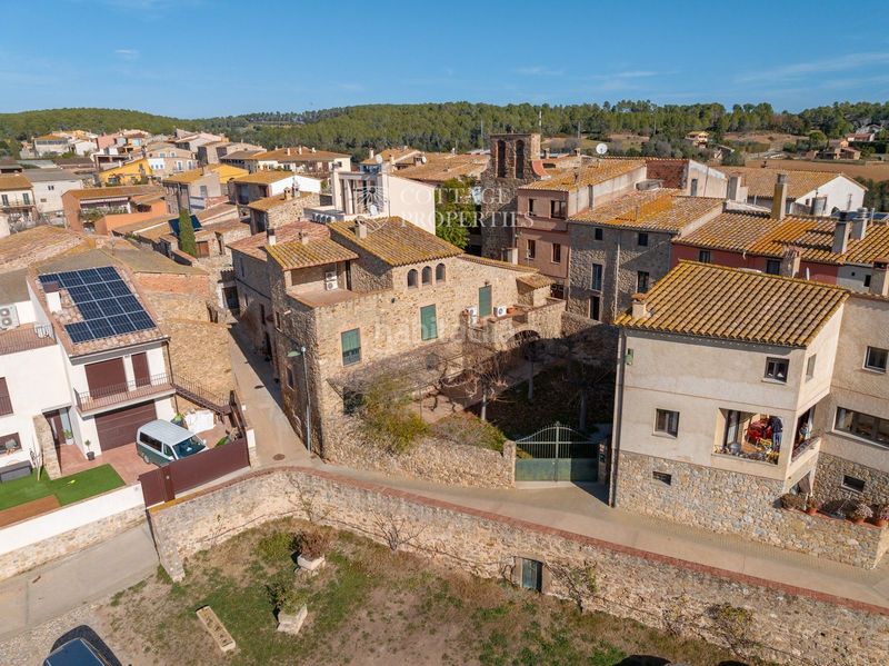 Foto 6ff7acbd-939b-4ba7-aeb0-fc46a20afad2. Casa a n/a a Garrigoles
