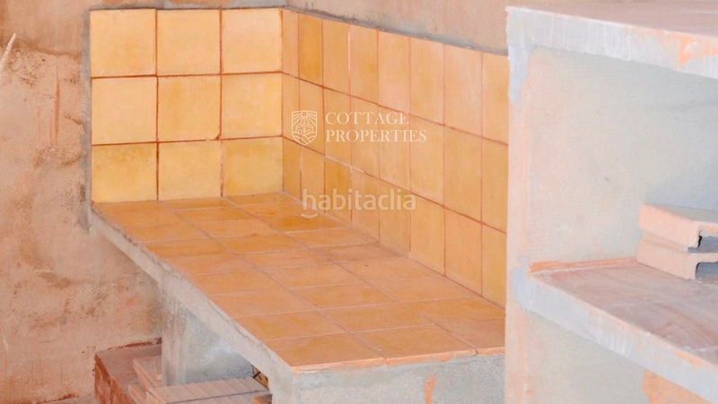 Foto 0c0795c8-95c0-405b-94fe-f6fe079e9f7e. Edifici a Camós