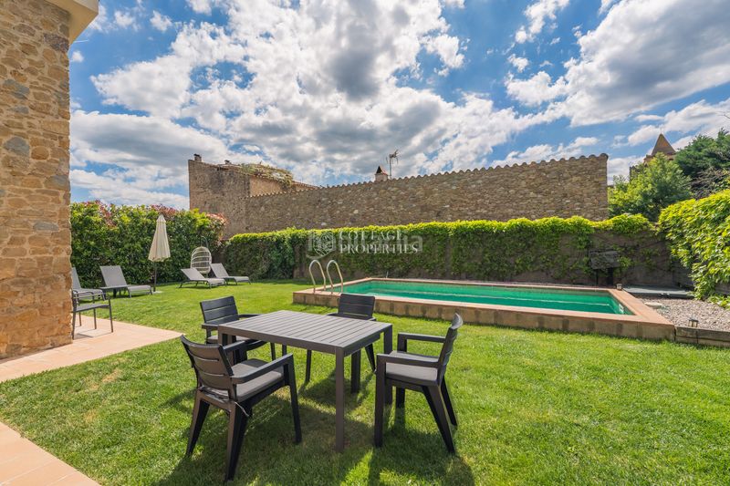 Foto c59d62ee-df1d-4461-9826-6392634d3231. Casa amb calefacció aparcament piscina a Madremanya
