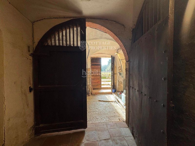 Foto eb12e919-cb45-4d6c-82bc-5c22747fd628. Masia a Sant Ferriol