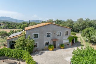 Mas  La bruguera de cartellà. Masía del siglo xx en venta en sant gregori, gironès, girona