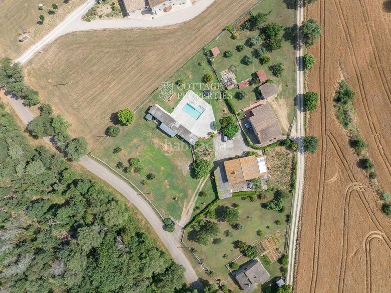 Foto d3f87143-6a71-411e-ab3c-df4c66ecbdc0. Masia amb calefacció aparcament piscina a Sant Gregori