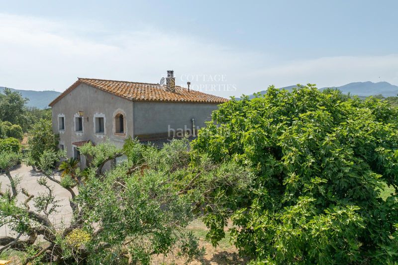 Foto e10f6b5a-07d0-4fae-85a9-c675552ec310. Masia amb calefacció aparcament piscina a Sant Gregori