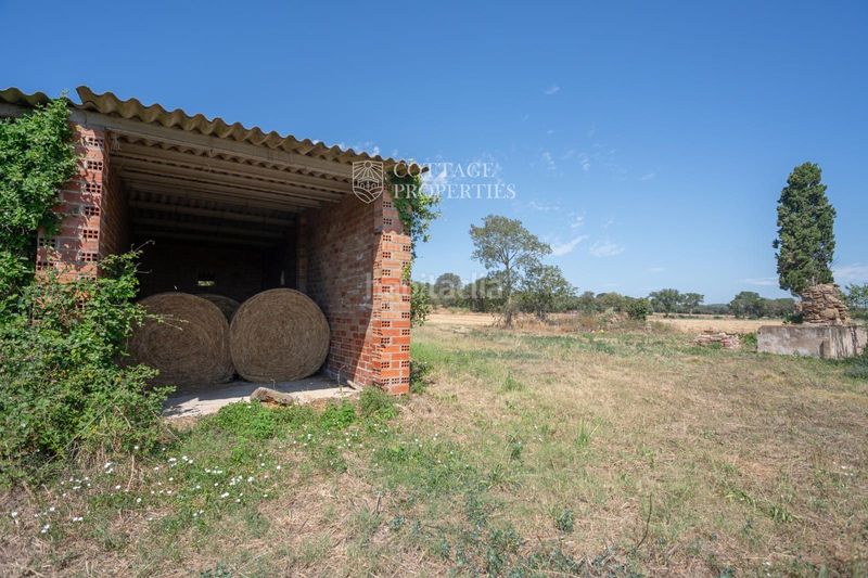 Foto 6aadc856-044d-48ae-8eac-c5f47608f8fa. Masia a Corçà