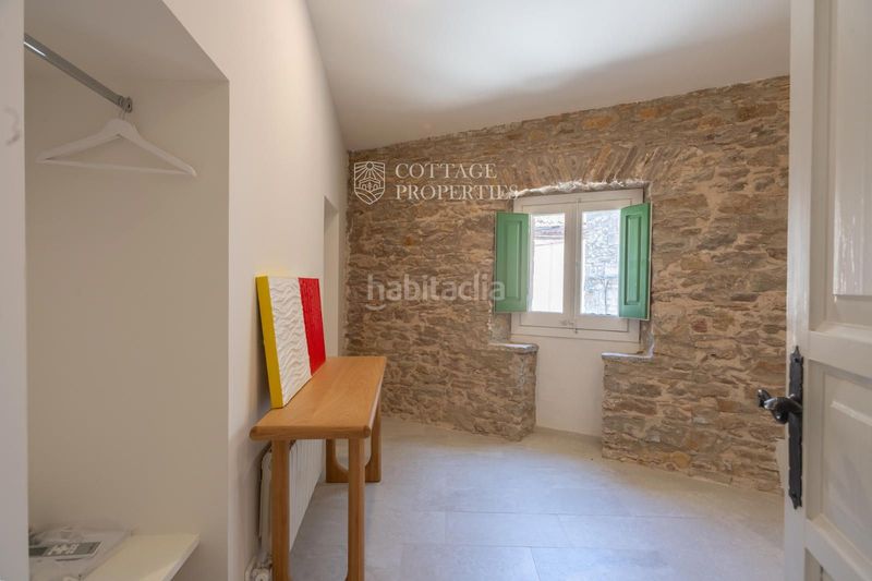 Foto 0b7f3b58-abb2-49cc-9970-a6f3eba496bc. Masia amb calefacció aparcament piscina a Gualta
