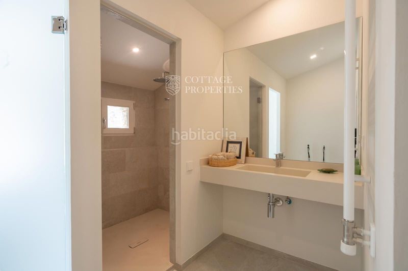 Foto c60e426f-6849-4af3-b09d-e91e017895f9. Masia amb calefacció aparcament piscina a Gualta