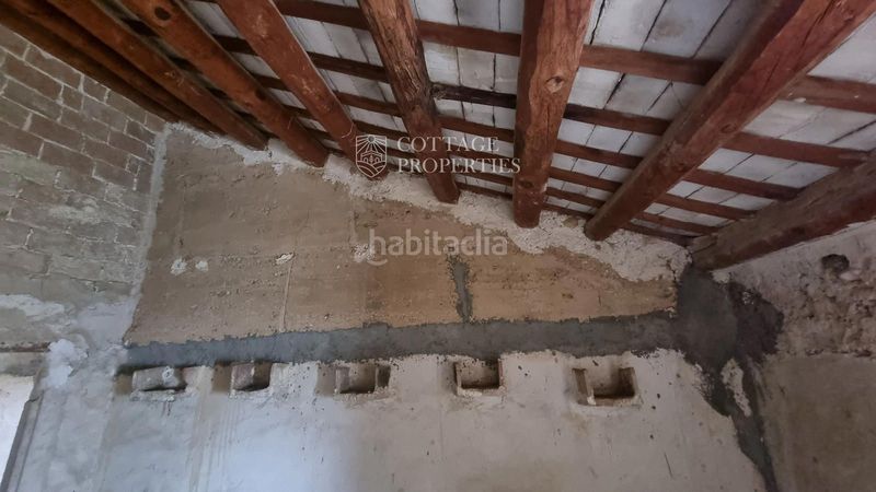 Foto d8ae4001-c426-42e3-962b-5af373f57658. Masia amb calefacció aparcament a Font-rubí