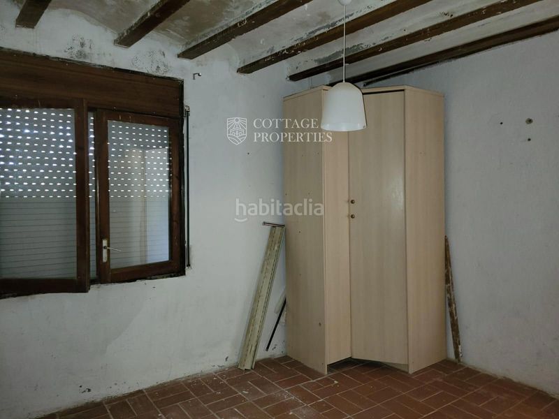 Foto de9ce2ce-5090-4d4a-a532-a79202f160a4. Masia amb calefacció aparcament a Font-rubí