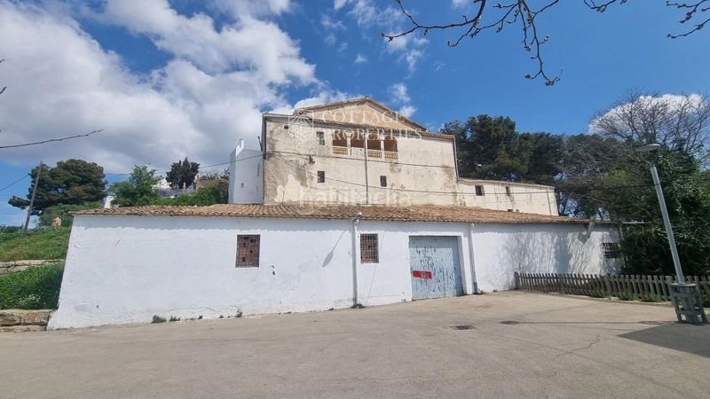 Foto e3f52801-bdd3-4c08-b2a0-81502c0502cf. Masia amb calefacció aparcament a Font-rubí