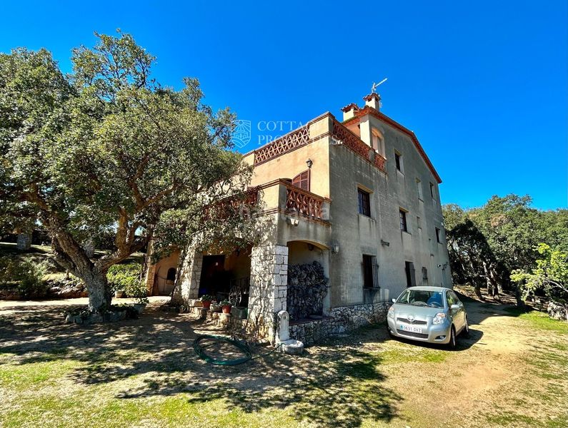 Foto d8f54e5c-41ae-4584-b620-2676e8bf1083. Casale con riscaldamento in Darnius