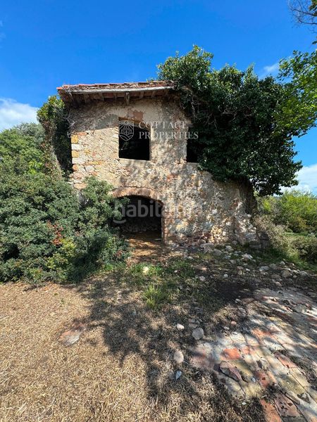 Foto 3265c971-b43c-47a4-bc43-aa50d82cb5bf. Masia a llado a Cabanelles