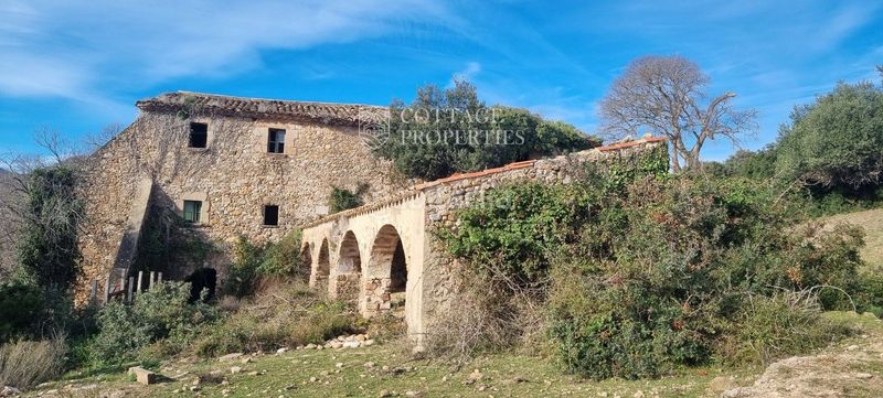 Foto 41ff1b67-8017-4f7b-b442-21914331c3f8. Masia a llado a Cabanelles