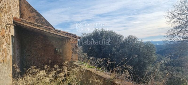 Foto 96e460d9-5d57-4798-8cea-390544f0980b. Masia a llado a Cabanelles