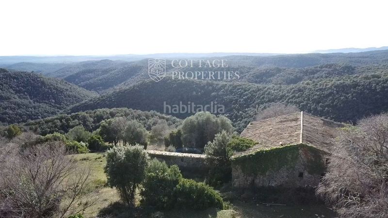 Foto 989c8f00-1eda-4d3c-b362-c69c50977ab7. Masia a llado a Cabanelles