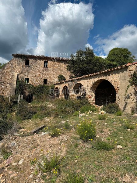 Foto 9fa751da-5741-4caf-a286-d8e30983aa4b. Masia a llado a Cabanelles