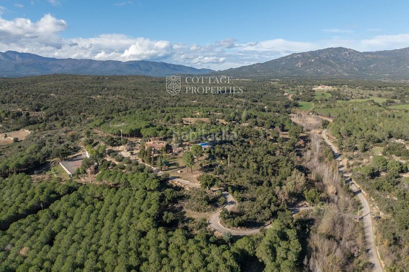 Foto 30239beb-bd87-4757-b4dc-030b3d9b6edb. Masia a Capmany