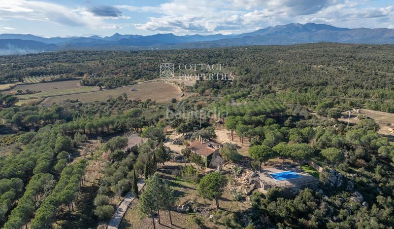 Foto 714575bb-0c7a-4a10-94a1-070fe104b367. Masia a Capmany