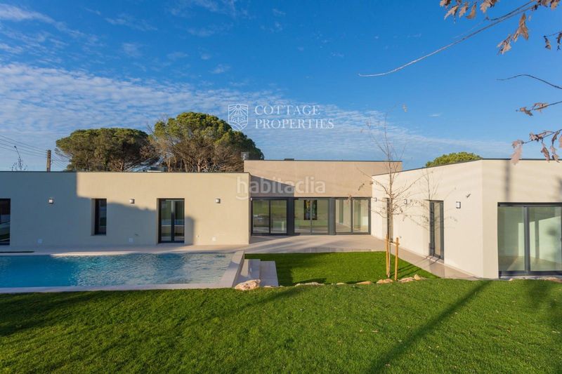 Foto 5f678d8e-baeb-4d38-9943-13c858c77b13. Casa amb calefacció aparcament piscina a Llagostera