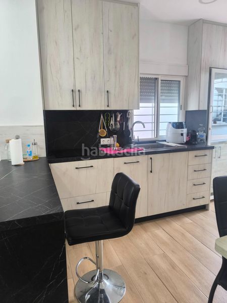 Foto 6aed34ec-fafc-401c-ac29-154ea777971c. Casa adossada a Santa Isabel Málaga