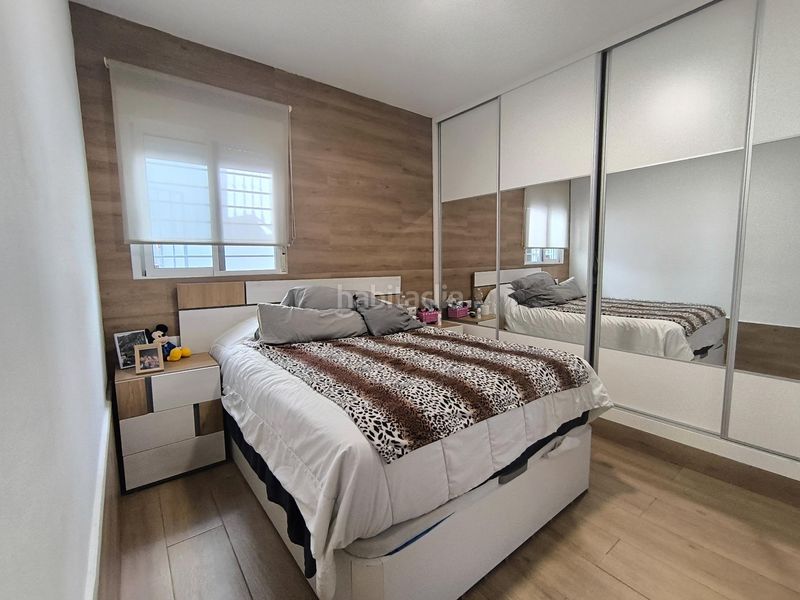 Foto fabdc5ec-de0f-475f-9887-90f2ce7353d4. Casa adossada a Santa Isabel Málaga