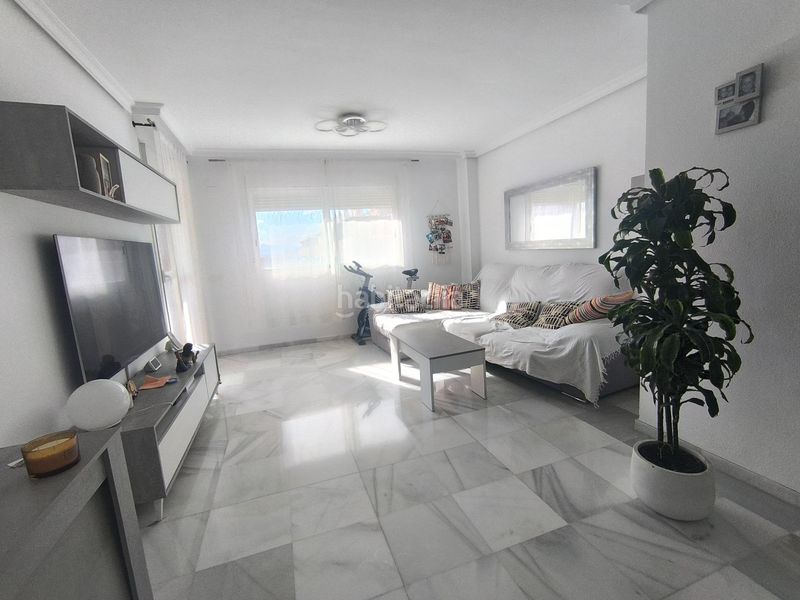 Foto 4db9cd12-d572-4aba-b4dd-37e12826732d. Piso en Martín Carpena - Torre del Río Málaga