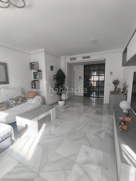 Foto a4568dd2-27d8-4326-a7fd-5a00909341f1. Piso en Martín Carpena - Torre del Río Málaga