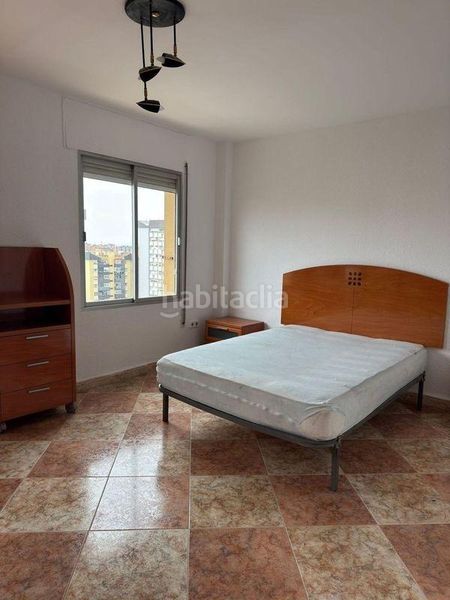 Foto 2d954a9d-749e-4645-b9ed-d2a4ea4ab0c7. Appartement dans Portada Alta - Pol. Crta. De Cártama Málaga