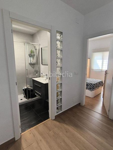 Foto 35fb7c41-898a-414e-8c70-d57e4ce7242a. Casa adossada amb calefacció a Santa Isabel Málaga