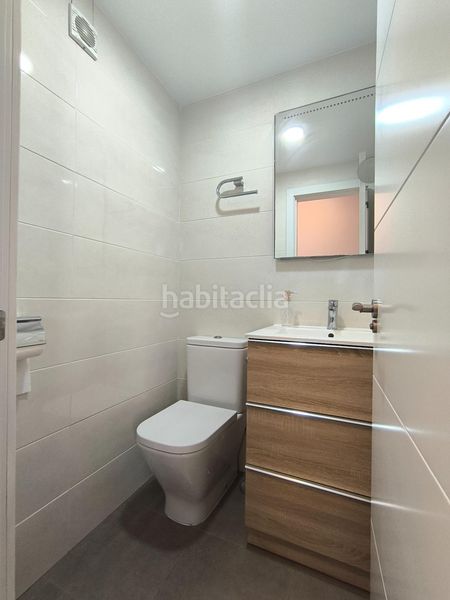 Foto c566f516-f7a6-46a1-b6fa-d7556eb5afda. Lloguer pis amb aparcament piscina a Guadalmar Málaga