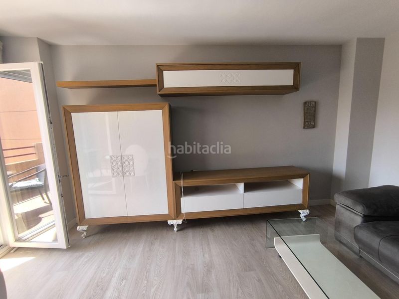 Foto ce8cc6d9-d1c6-4015-8b86-d18a04ac1402. Lloguer pis amb aparcament piscina a Guadalmar Málaga