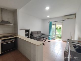 Pis a Fuente Alegre - El Chaparral - Los Morales. Venta piso con dos patios de 25 m2.