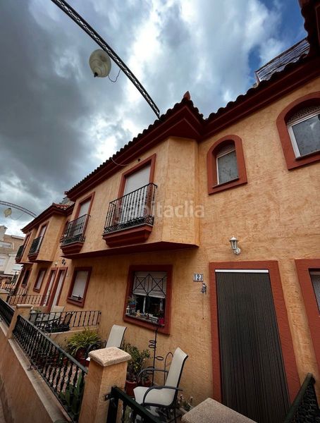 Foto 31bb0bda-488e-4099-aac7-c6027328cda1. Casa amb piscina a Redován