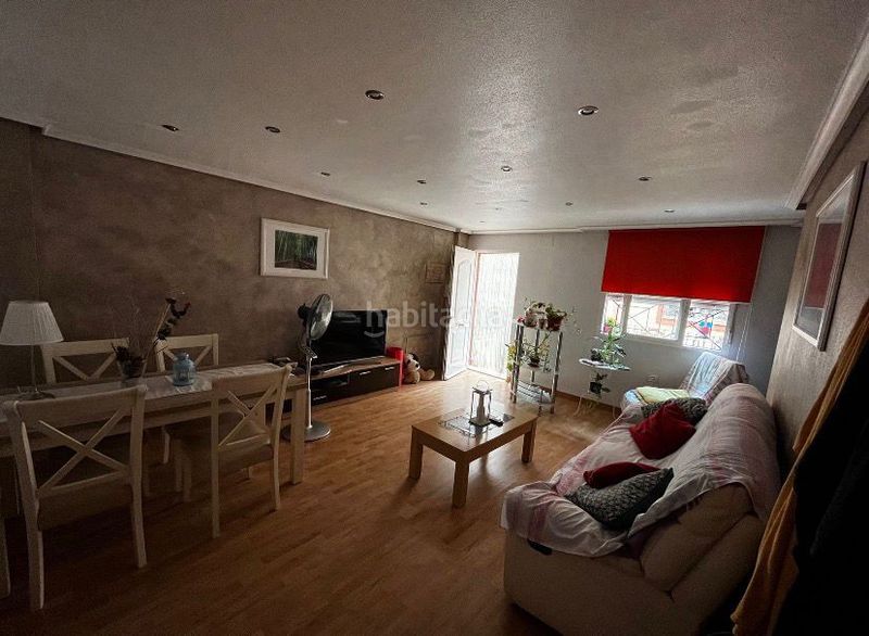 Foto f379bf8b-aa6e-4db2-8a8a-78deb019246e. Casa amb piscina a Redován