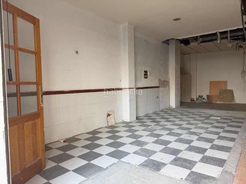 Foto ad18e096-21d3-4f9c-9dfe-bec7ef2e9e73. Local comercial a Redován