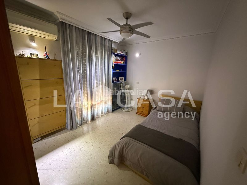 Foto 7ad4ffb9-cb75-4b3a-aad7-36b079c9515f. Maison avec parking dans Avenida de Europa Montequinto