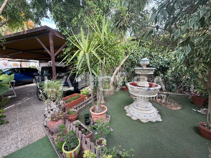 Foto 48aa67d2-7268-4273-86a7-ee38a550820b. Chalet en cerros de Montequinto Montequinto