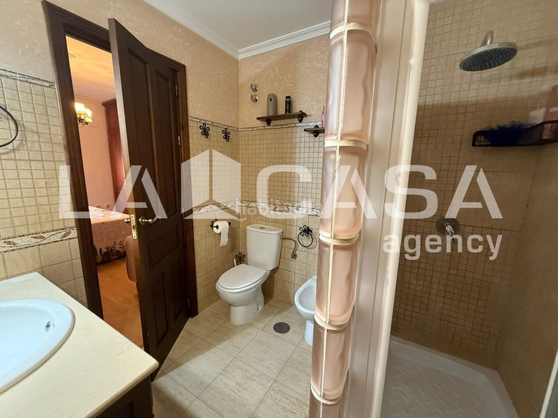 Foto fc363a2f-e0a1-4422-a2c9-3f94d2e57de0. Casa adosada en Avenida de Europa Montequinto