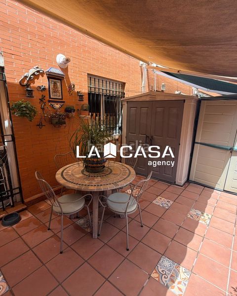 Foto 591ff717-5129-4c21-985a-175bd0e758cf. Casa adossada amb calefacció aparcament a Avenida de Europa Montequinto