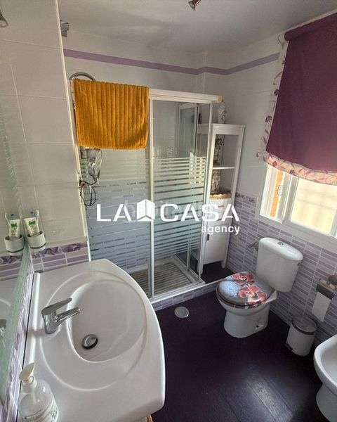Foto b6abc868-8f02-4dca-98e7-e79e871f9989. Casa adossada amb calefacció aparcament a Avenida de Europa Montequinto