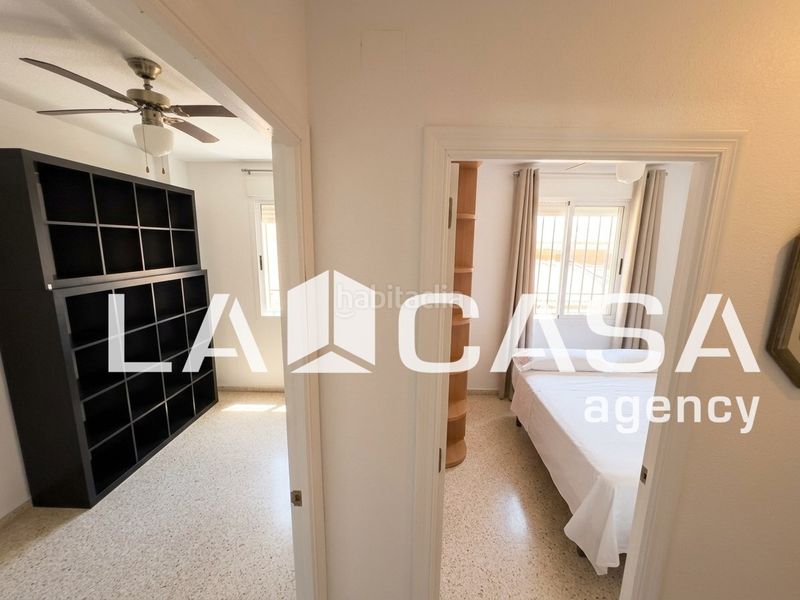 Foto 0f45912d-acdc-44ef-85c8-b95ad420f797. Semi detached house with heating parking in Avenida de Europa Montequinto