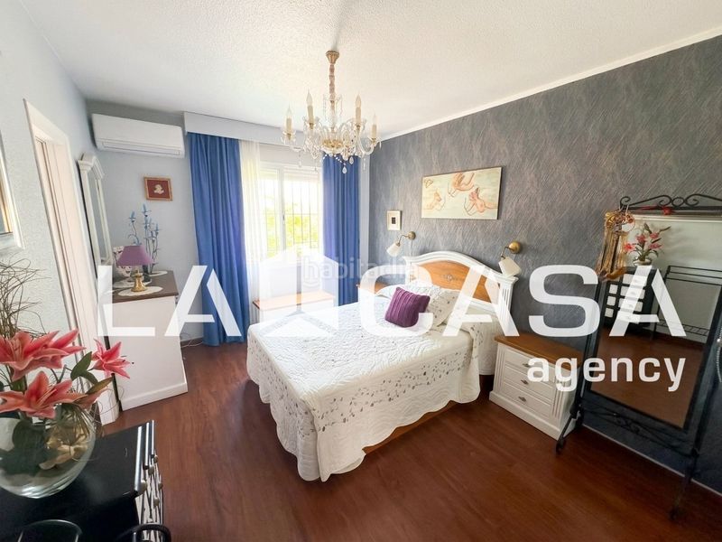 Foto 51e5affb-582a-4f08-bbc2-6d57cae0a53e. Semi detached house with heating parking in Avenida de Europa Montequinto