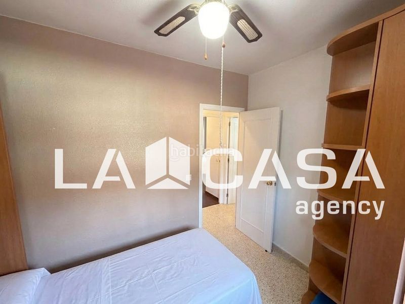 Foto 96bbb478-dac5-498f-85e1-f98a5fff8c3b. Semi detached house with heating parking in Avenida de Europa Montequinto