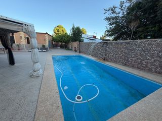 Semi detached house in Cerros de Montequinto