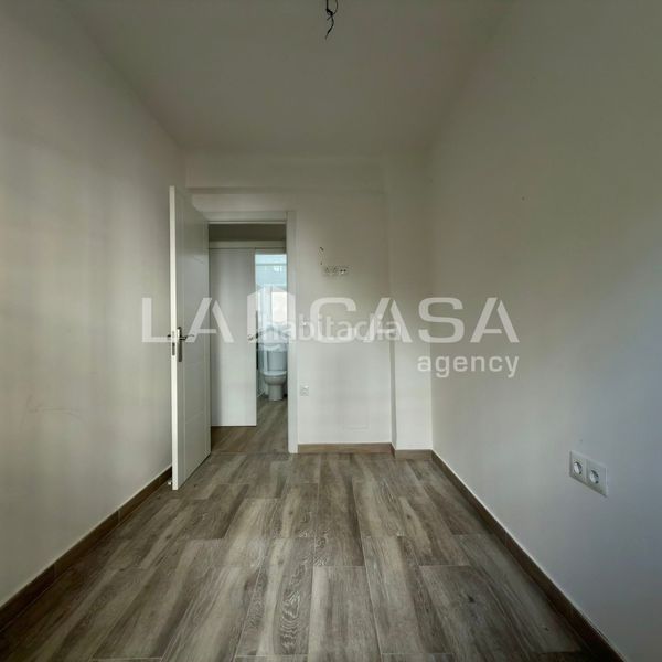 Foto f3ad3520-18db-4f26-86a4-6c7793316ccd. Pis a Cruz Roja Sevilla