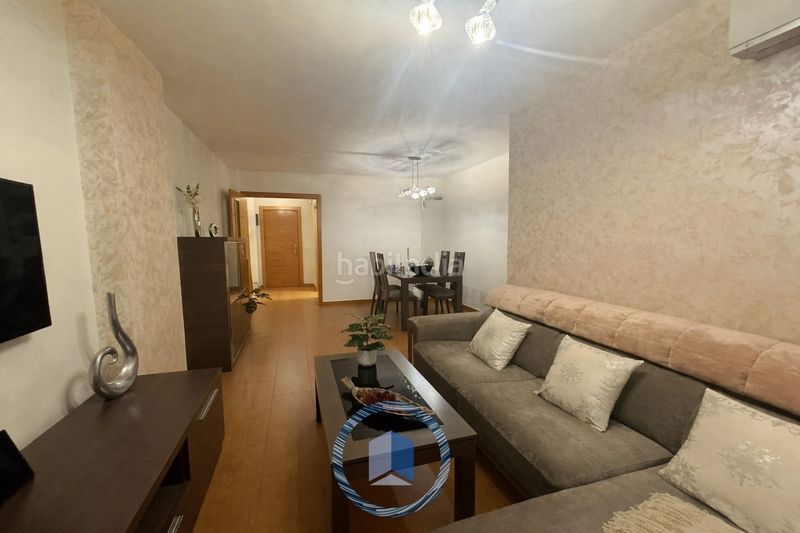 Foto 39882806-0f01-4b72-bdb1-3675474bea3e. Pis amb aparcament piscina a Centro Montequinto