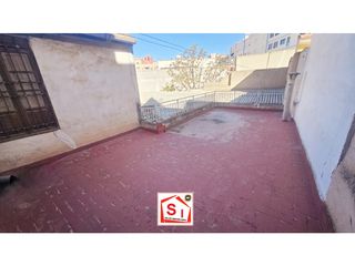 Maison à Espinardo. Vivienda de dos plantas en espinardo, junto a calle mayor gran o