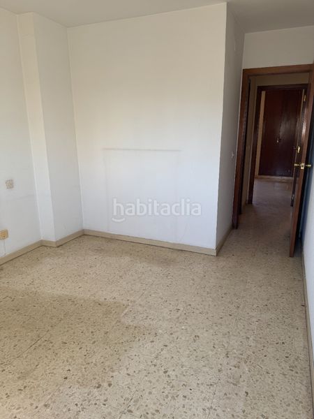 Foto b9d51817-7d59-4222-8f37-8f82121cb9ff. Pis a calle alberche 2 a El Plantinar - Avda. La Paz - El Juncal Sevilla