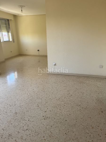Foto ce013f1e-aba6-4b8d-b65e-021d8fdd1404. Pis a calle alberche 2 a El Plantinar - Avda. La Paz - El Juncal Sevilla